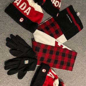 Canadian Olympic Team tuques, scarf and gloves (team canada)